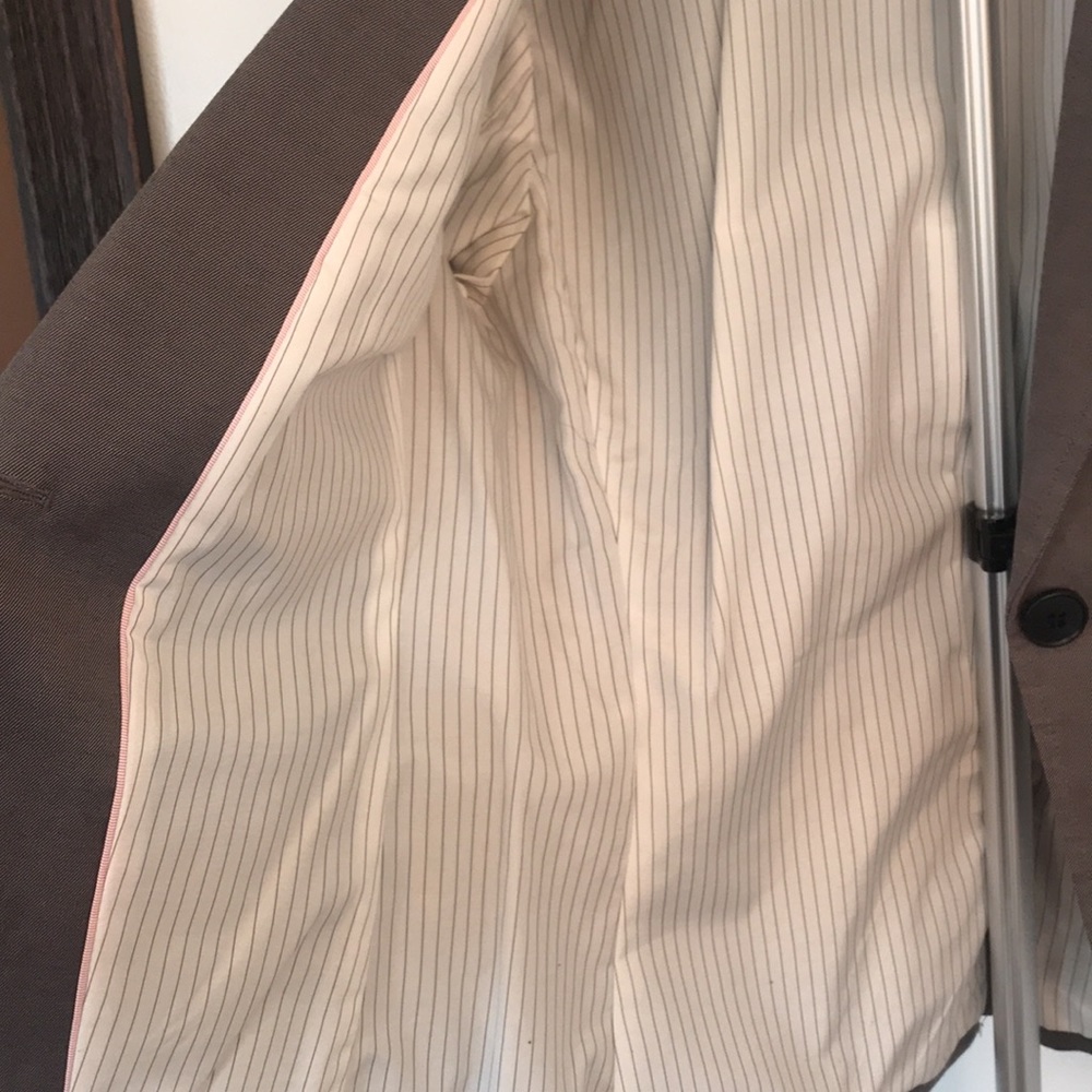 Blazer - Picture 3 of 3